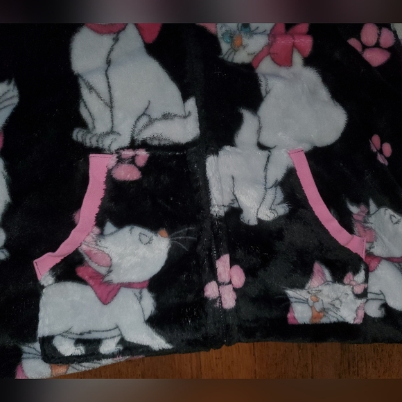 Disney Aristocats Marie Zip Up Pajama Onesie For Adults - Picture 7 of 8